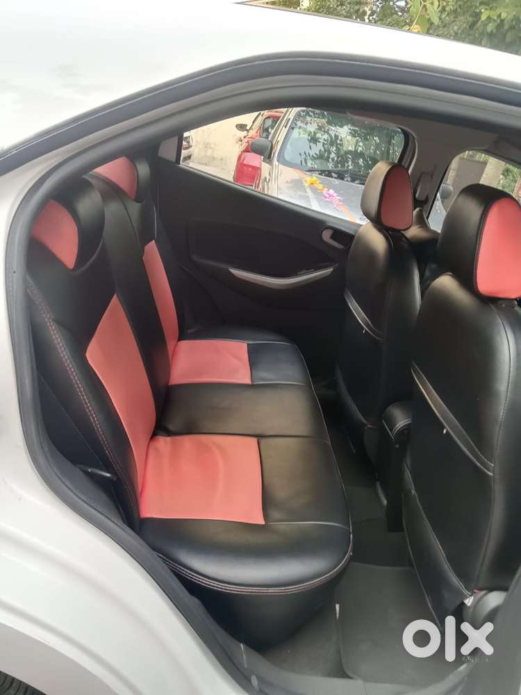 Ford Figo 2012-2015 Petrol Titanium, 2016, Petrol