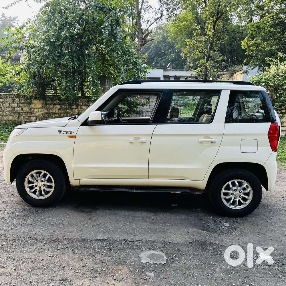 Mahindra Tuv 300 T8, 2015, Diesel