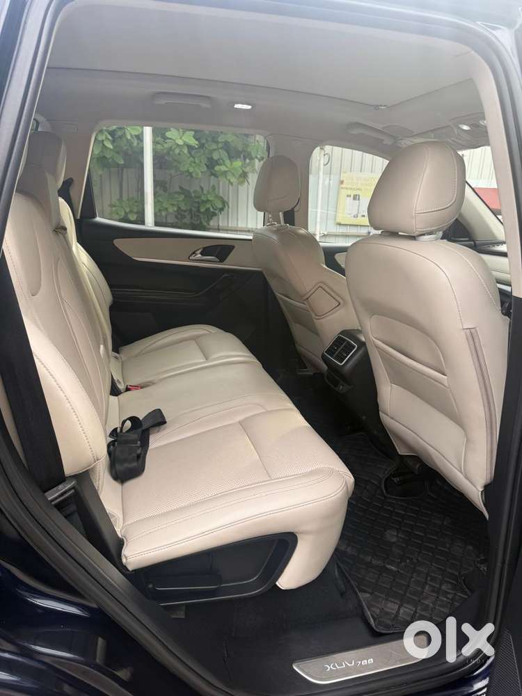 Mahindra Xuv700 2.2 Ax 7 Diesel Mt Str, 2023, Diesel