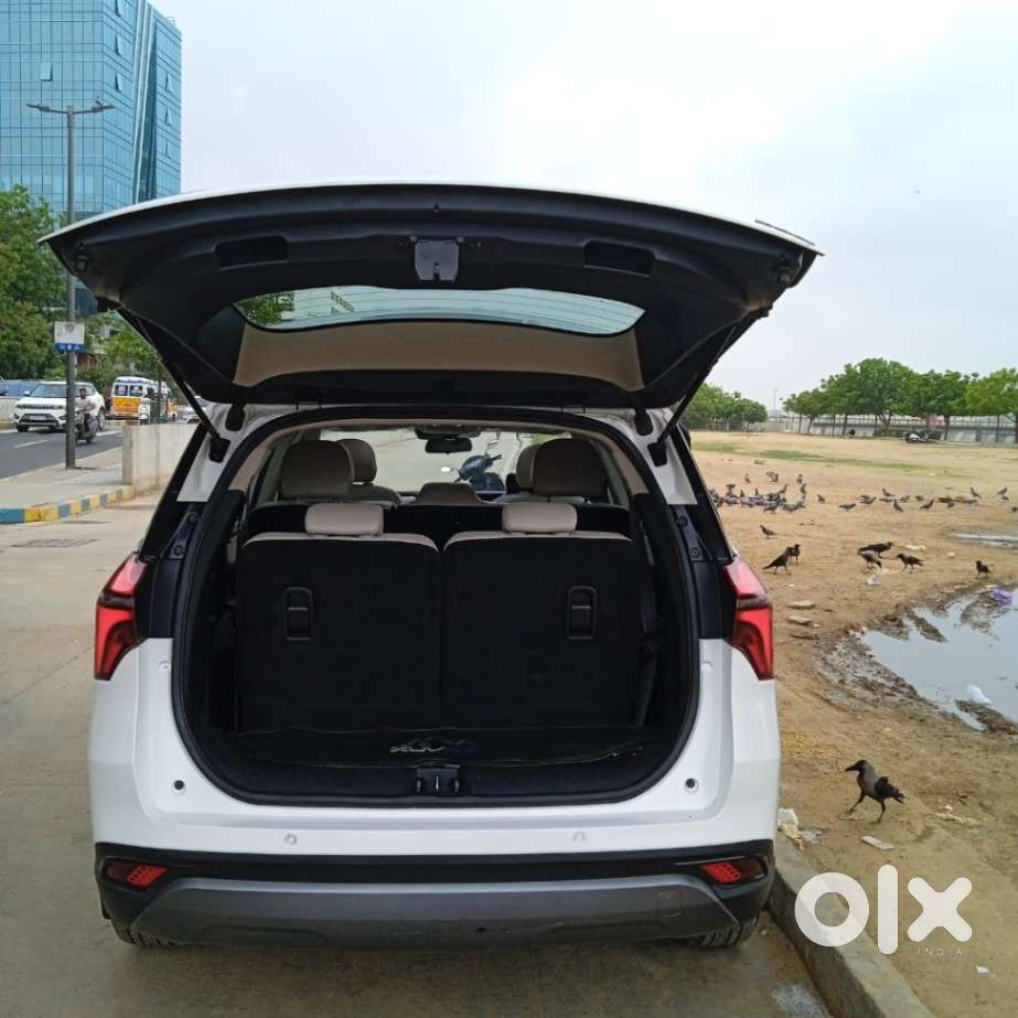Mahindra Xuv700 2.2 Ax 7 Diesel At Str Awd, 2024, Diesel