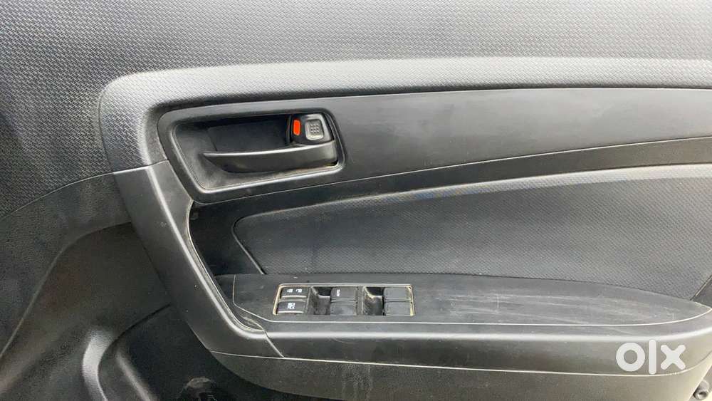 Maruti Suzuki Vitara Brezza 1.5 Lxi, 2020, Petrol