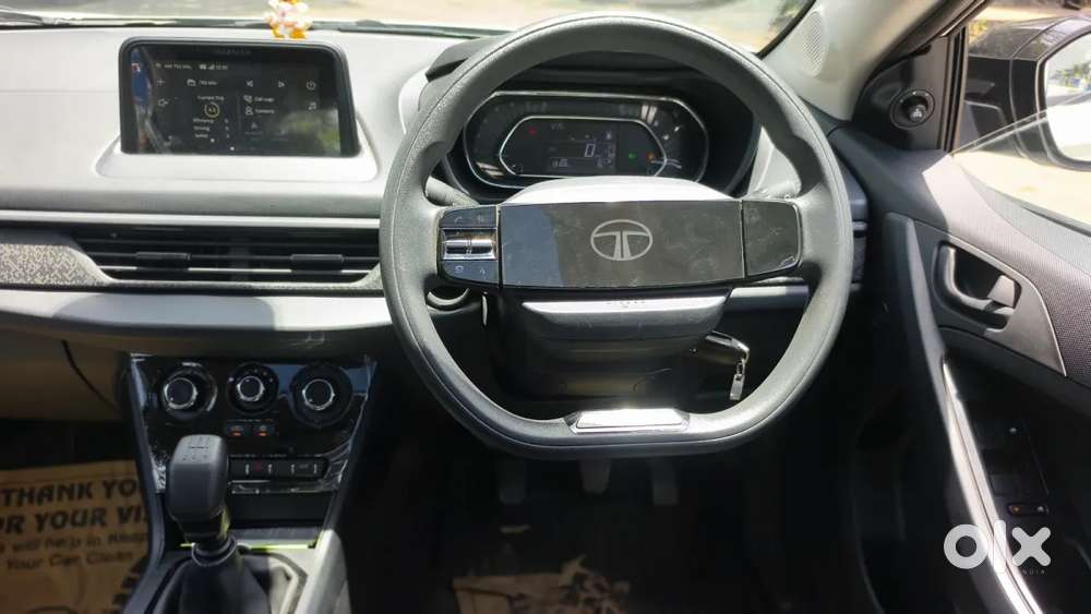 Tata Nexon Smart Plus S 1.2 Revotron Petrol 5 Mt, 2025, Petrol