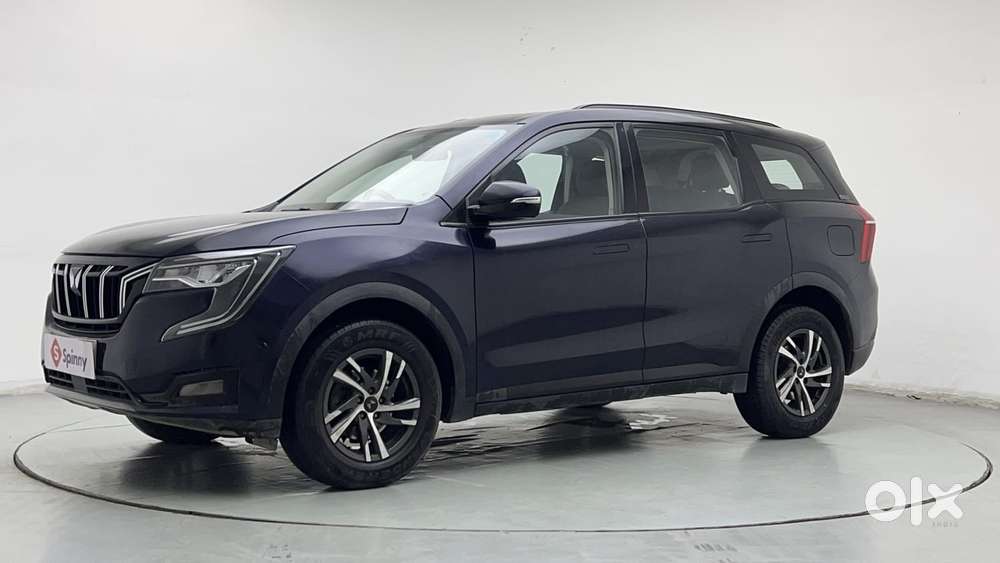 Mahindra Xuv700 2.0 Ax 5 Petrol Mt 7 Str, 2024, Petrol