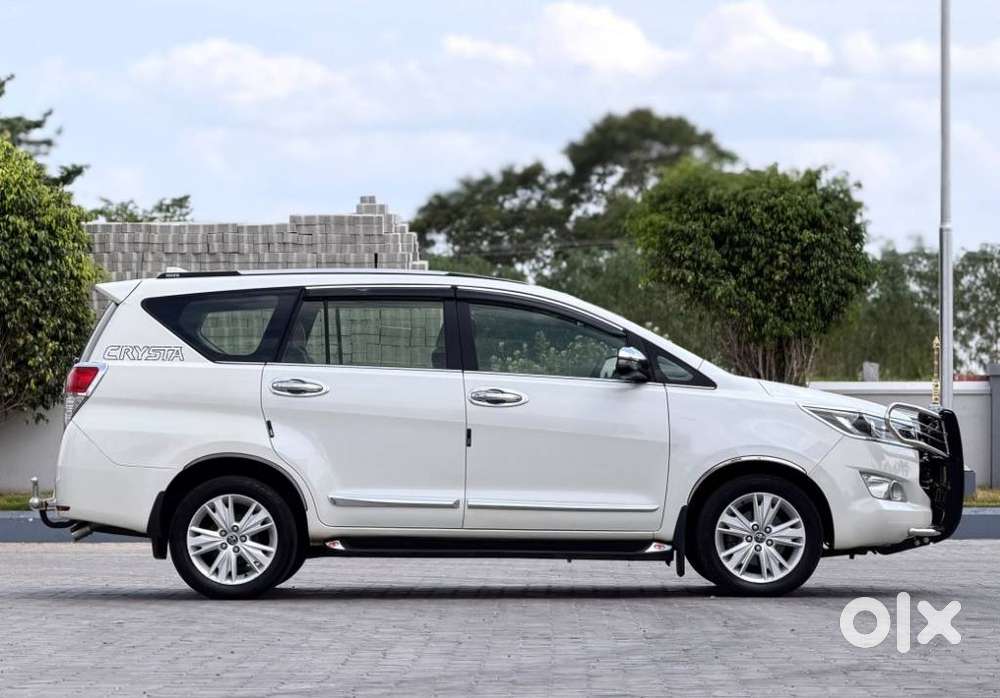 Toyota Innova Crysta 2.4 Zx Mt, 2020, Diesel