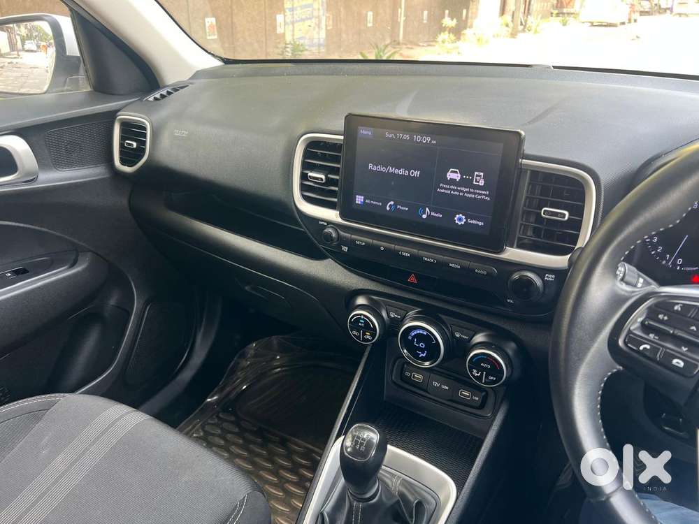 Hyundai Venue S Plus Mt 1.2 Kappa, 2022, Petrol