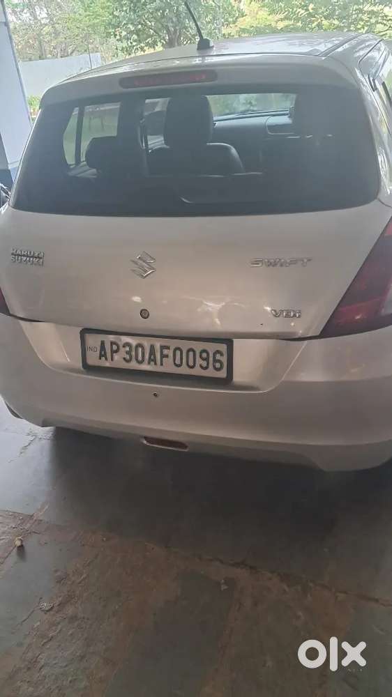 Maruti Suzuki Swift 2016 Diesel 101783 Km Driven