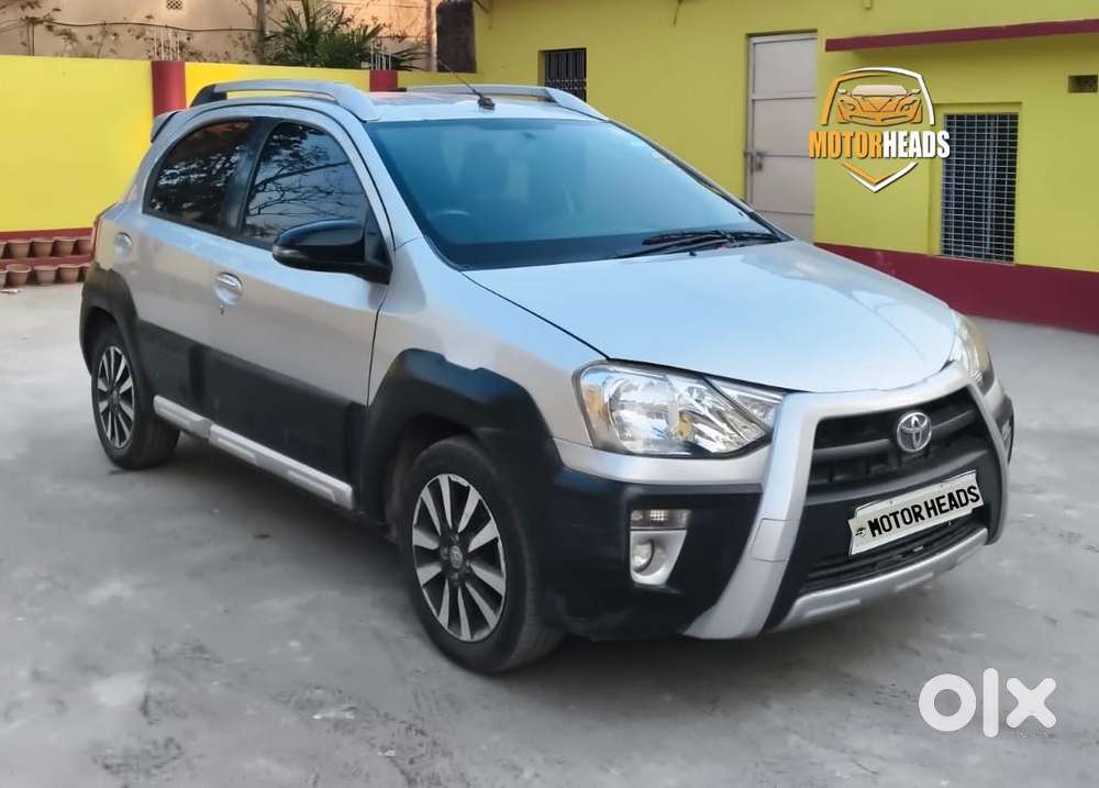 Toyota Etios Cross 1.5l V, 2014, Petrol