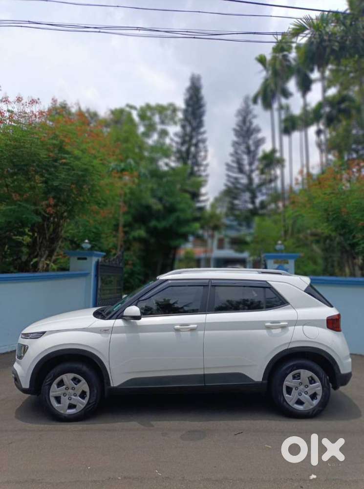 Hyundai Venue S Mt 1.2 Kappa, 2020, Petrol