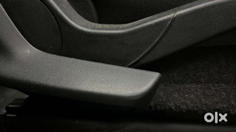 Maruti Suzuki Swift Amt Zxi, 2019, Petrol