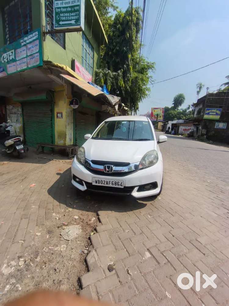 Honda Mobilio. New Battery.and 3 New Tires.and . All Paper