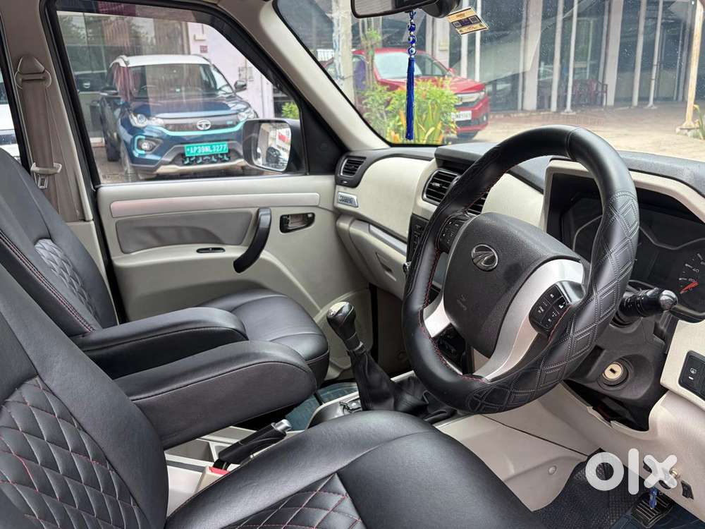Mahindra Scorpio S10, 2017, Diesel