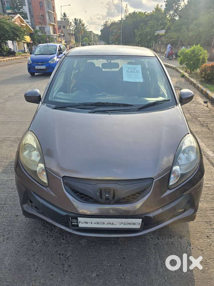 Honda Brio V