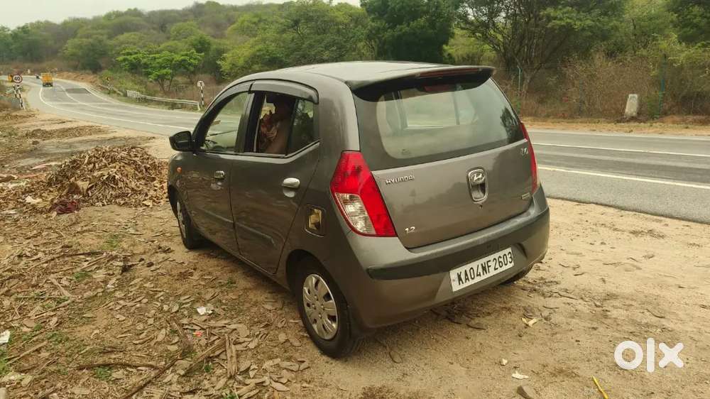 Hyundai I10 2010 Petrol 70000 Km Driven