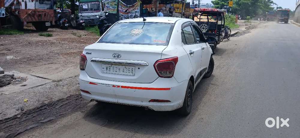 Hyundai Xcent Diesel 2015 Variant