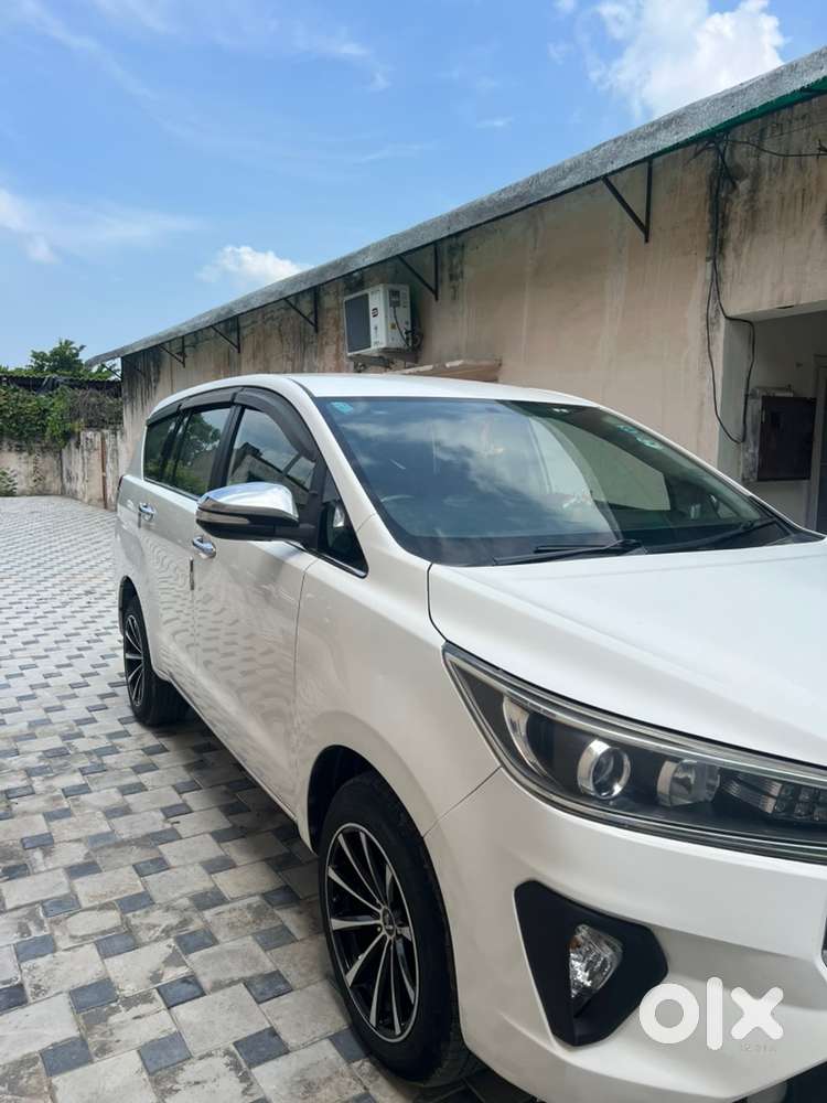 Toyota Innova Crysta 2016 Diesel Automatic
