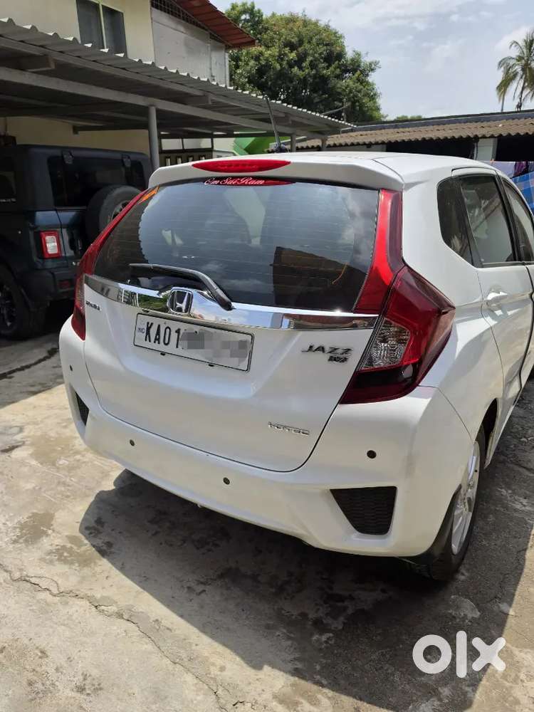 Honda Jazz 2016 Diesel Well Maintained