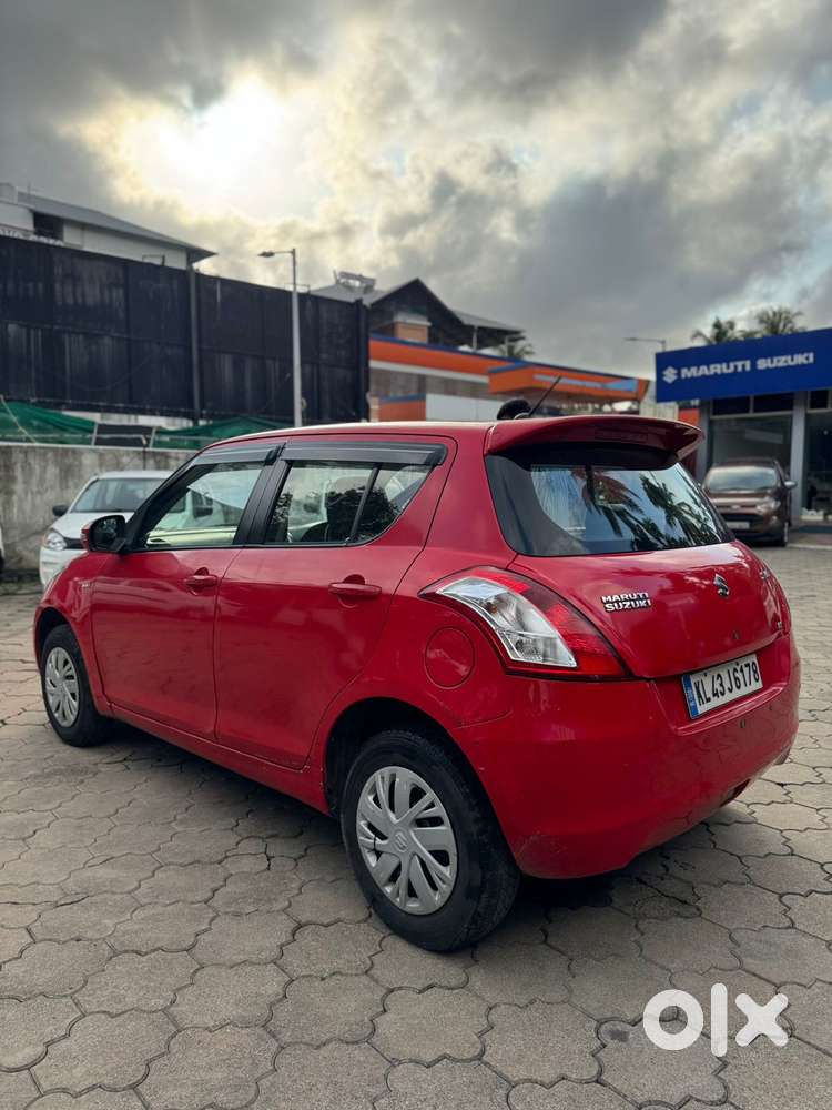 Maruti Suzuki Swift 1.2 Vxi (o), 2017, Petrol