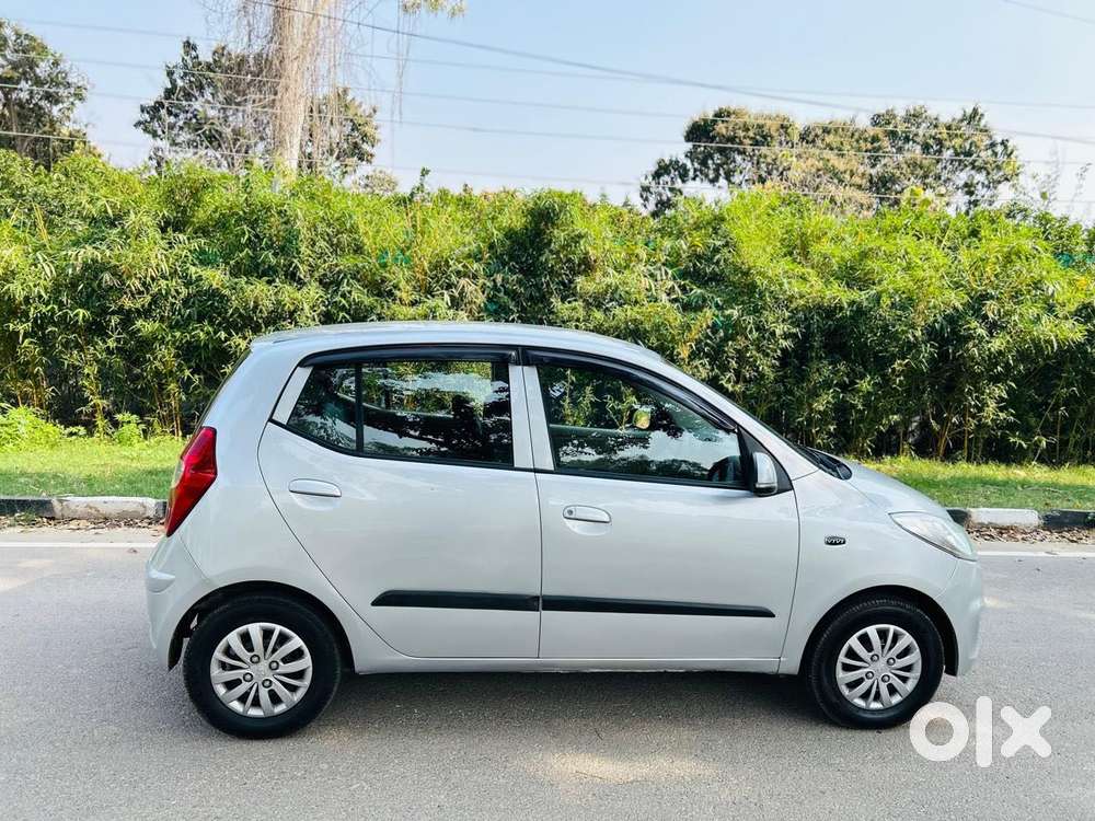 Hyundai I10 Sportz, 2013, Petrol