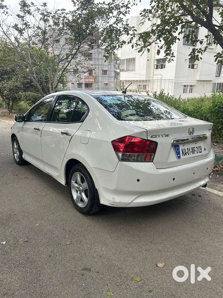 Excellent Condition .well Maintained , Loaded With Accessories