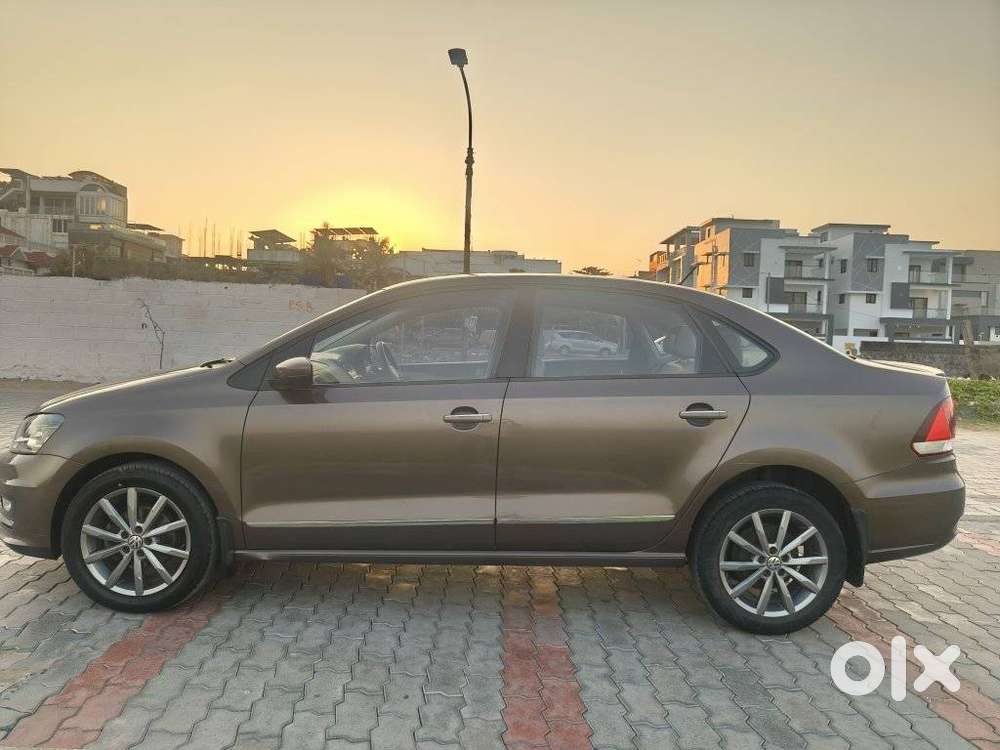 Volkswagen Vento 1.2 Highline Plus At 16 Alloy, 2019, Petrol