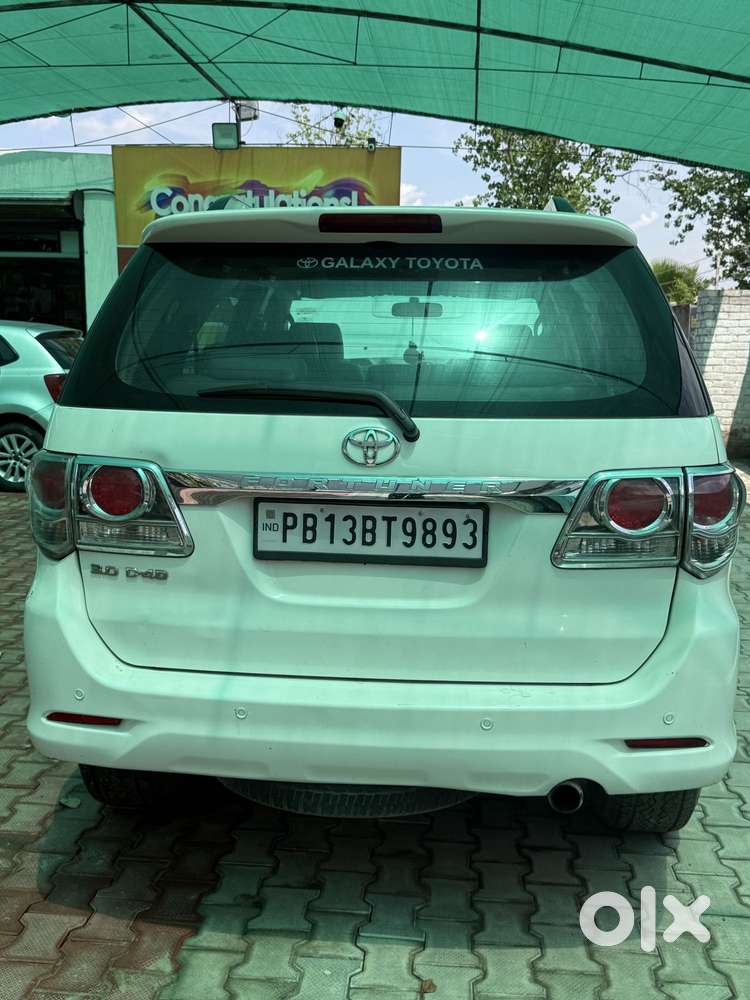 Toyota Fortuner 3.0 4x2 Mt, 2014, Diesel