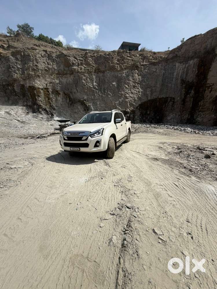 Isuzu V-cross Diesel 2021