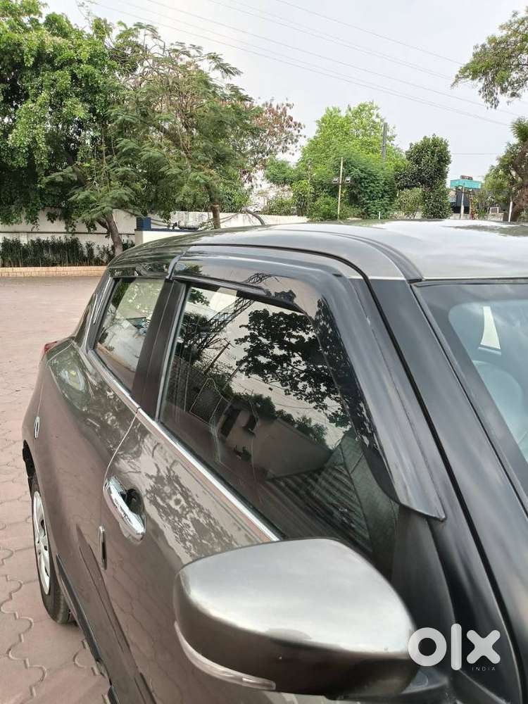 Maruti Suzuki Swift 2018 Vxi, 2021, Petrol