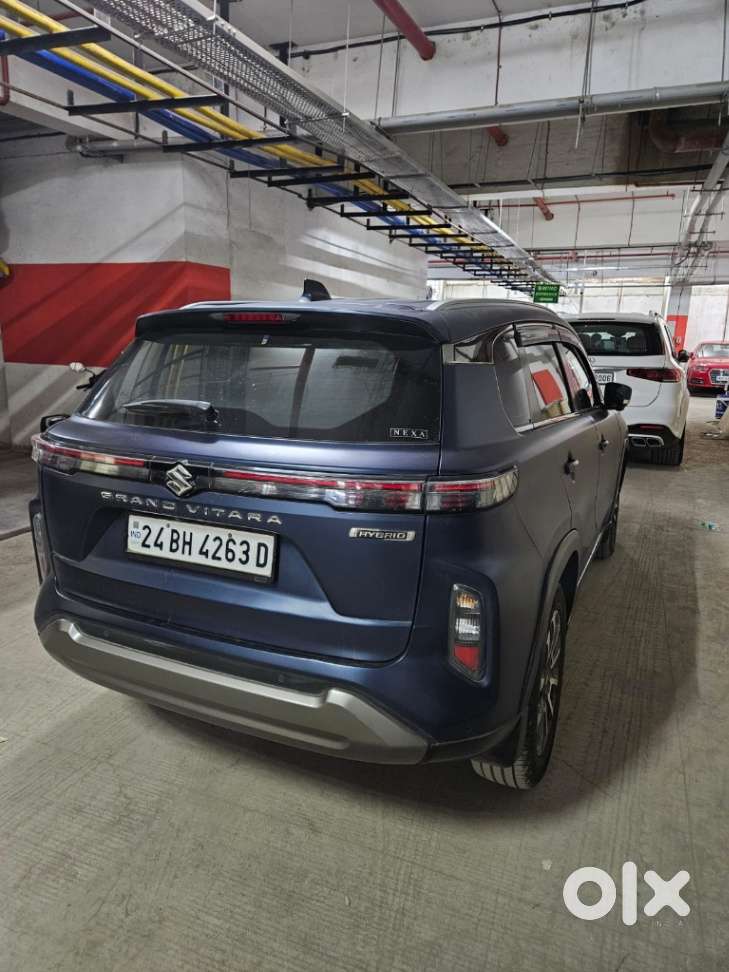 Maruti Suzuki Grand Vitara 1.5 Alpha Plus Intelligent Hybrid Ecvt, 2..