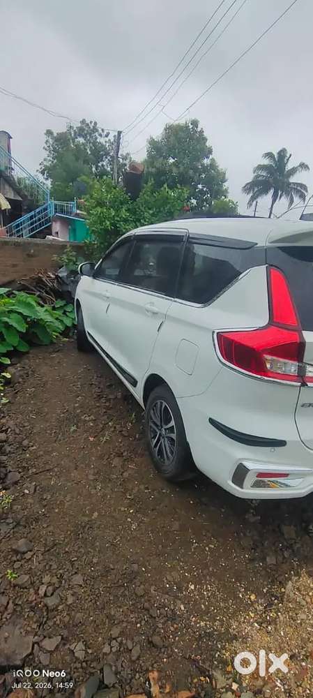 Maruti Suzuki Ertiga Vxi 2025