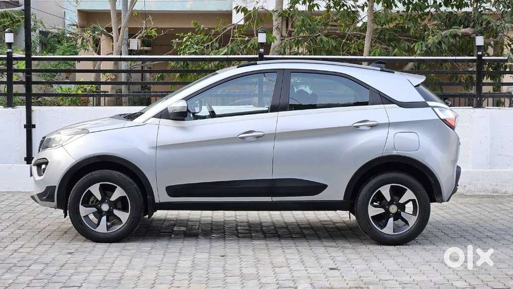 Tata Nexon 1.2 Revotron Xza Plus, 2019, Petrol