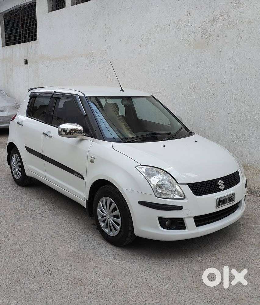 Maruti Suzuki Swift Vxi Optional, 2011, Petrol