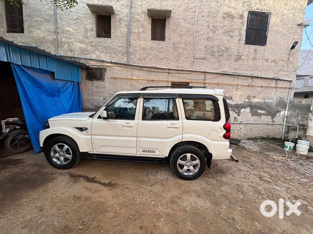 Mahindra Scorpio Diesel December. 2017 Car