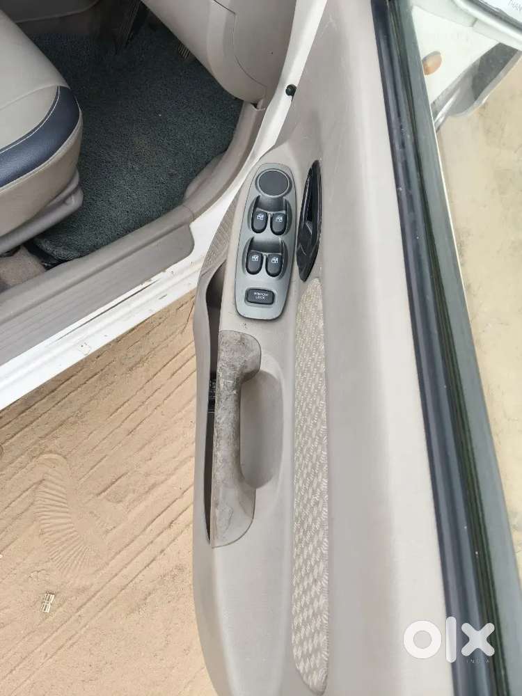 Hyundai Accent 2011 Cng