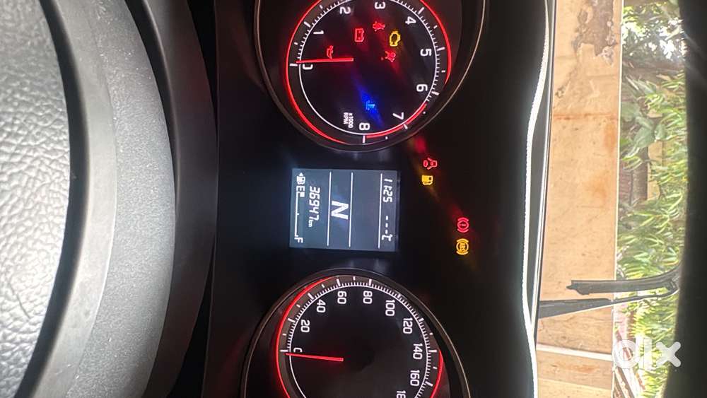 Maruti Suzuki Swift 2018 Petrol 37000 Km Driven