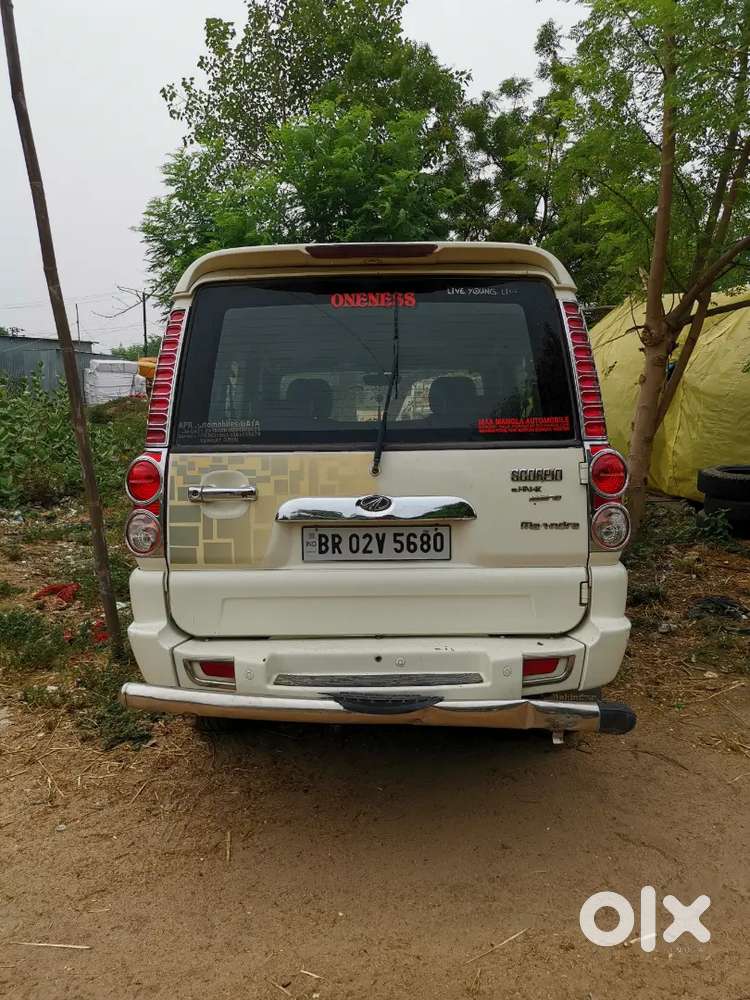 Mahindra Scorpio Mhownk (top Model)