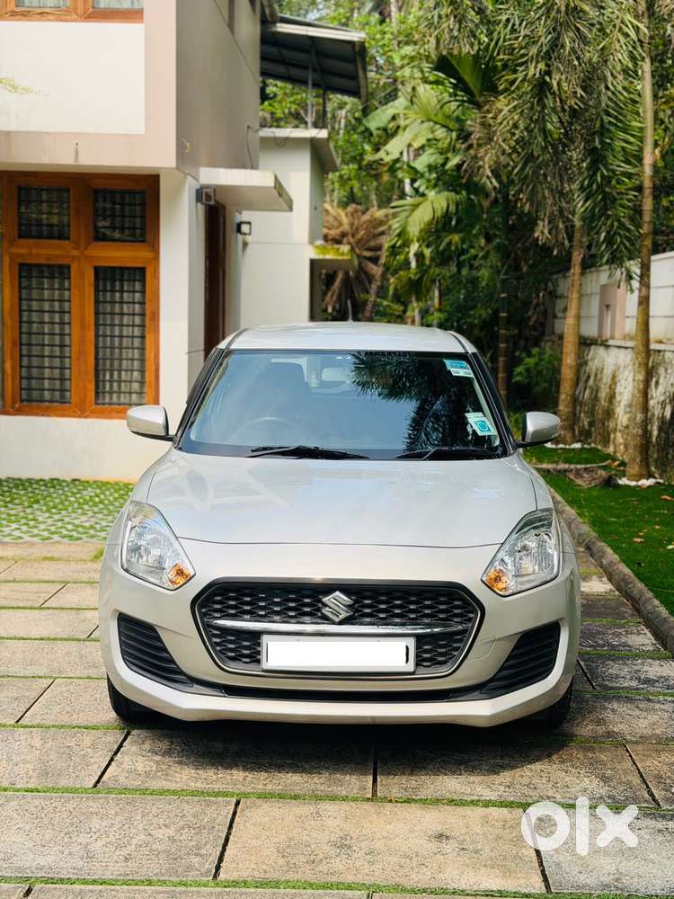 Maruti Suzuki Swift Vxi Optional, 2023, Petrol