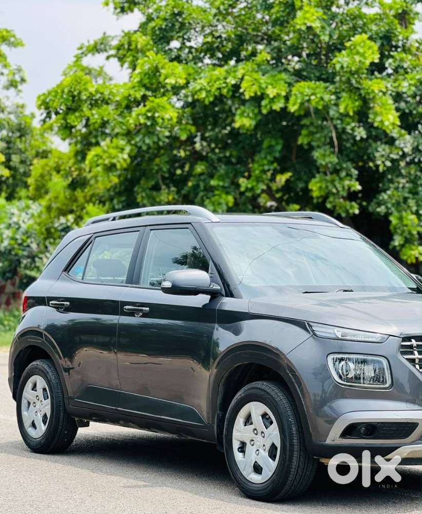 Hyundai Venue 1.2 S Plus, 2021, Petrol