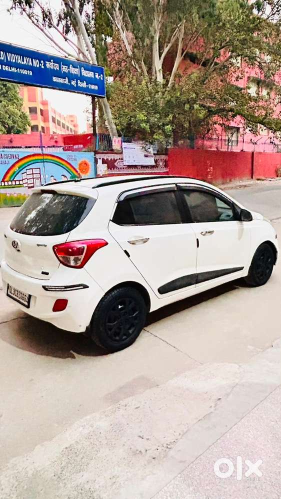 Hyundai Grand I10 Sportz (petrol) – October 2013 Model
