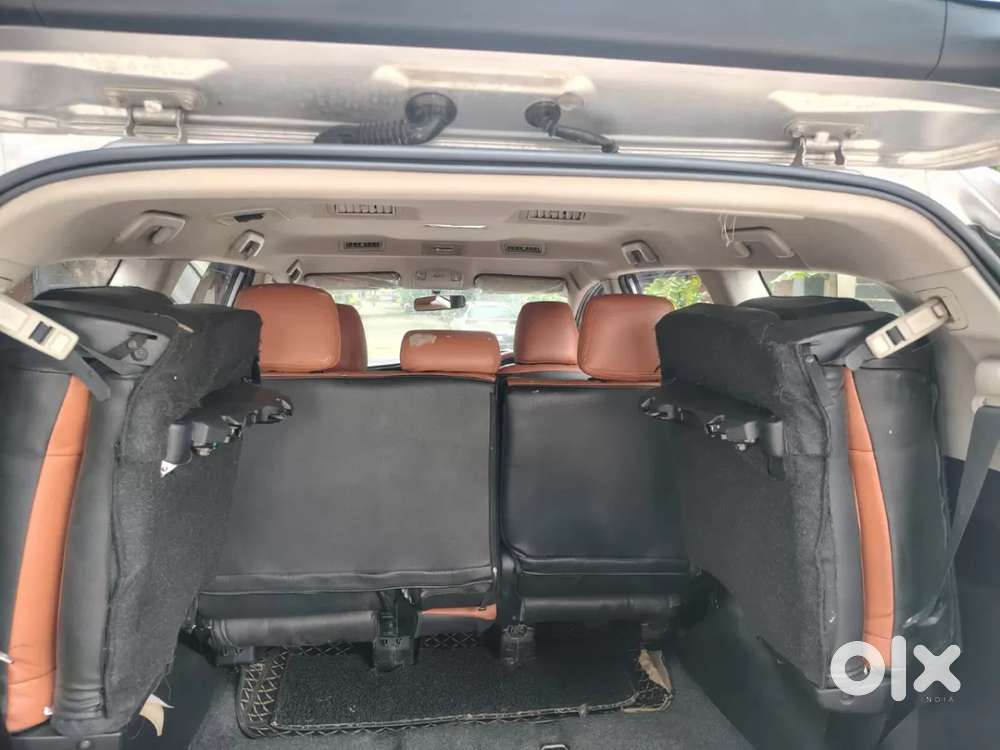 Toyota Innova Crysta [2020-ongoing] 2.4 Gx 8 Str, 2021, Diesel