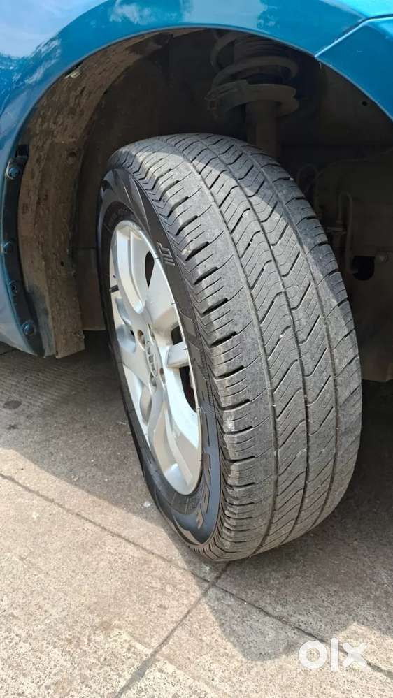 Maruti Suzuki Swift Dzire Zdi, 2012, Diesel