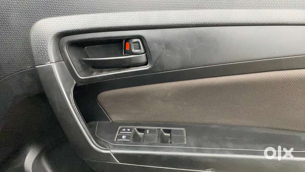 Toyota Urban Cruiser 1.5 High Grade Mt, 2022, Petrol