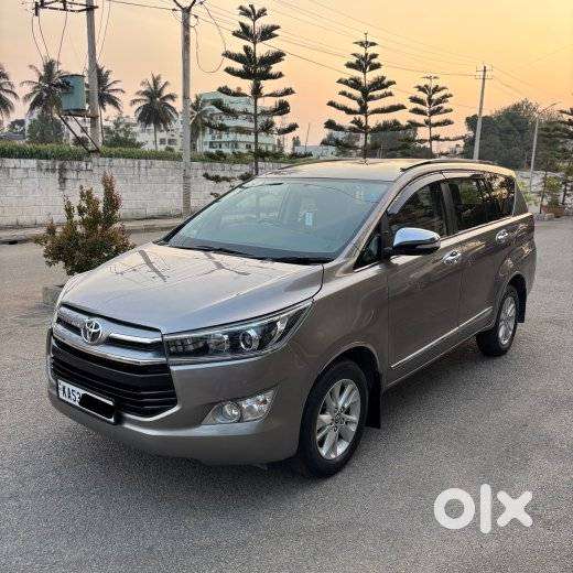Toyota Innova Crysta 2.8z Automatic, 2017, Diesel