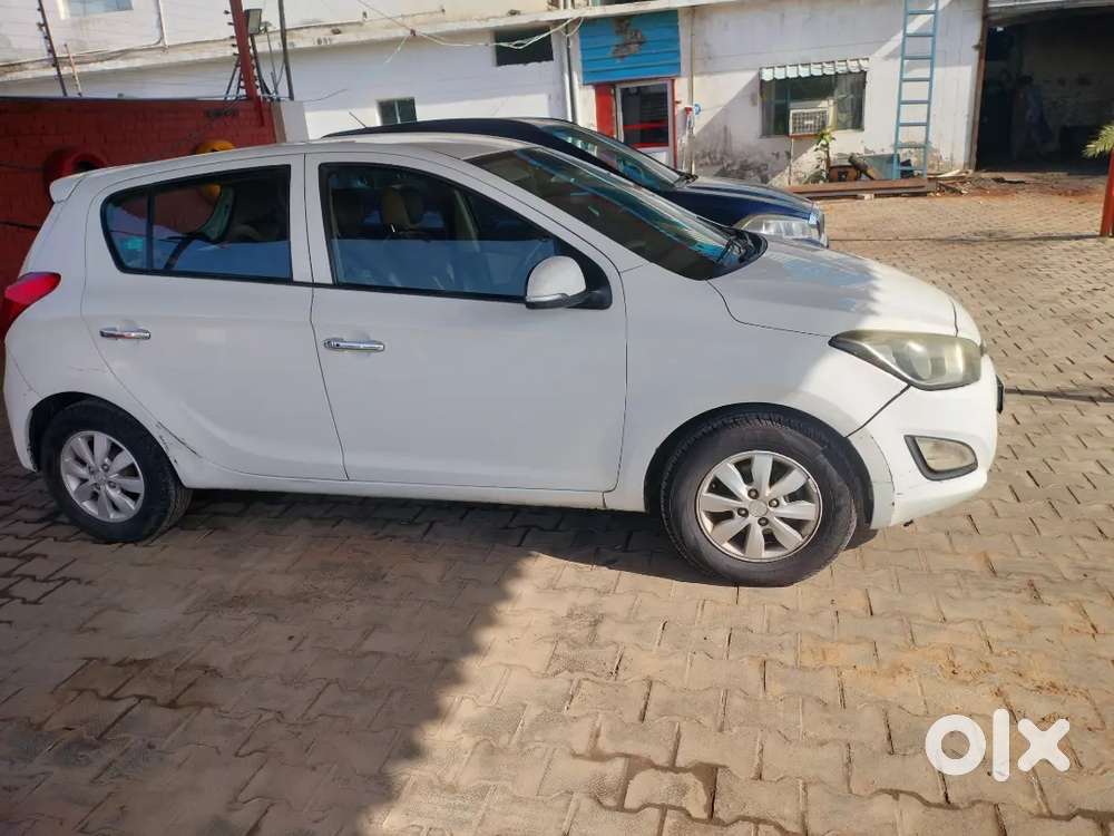 Hyundai I20 2012 Diesel 190000 Km Driven