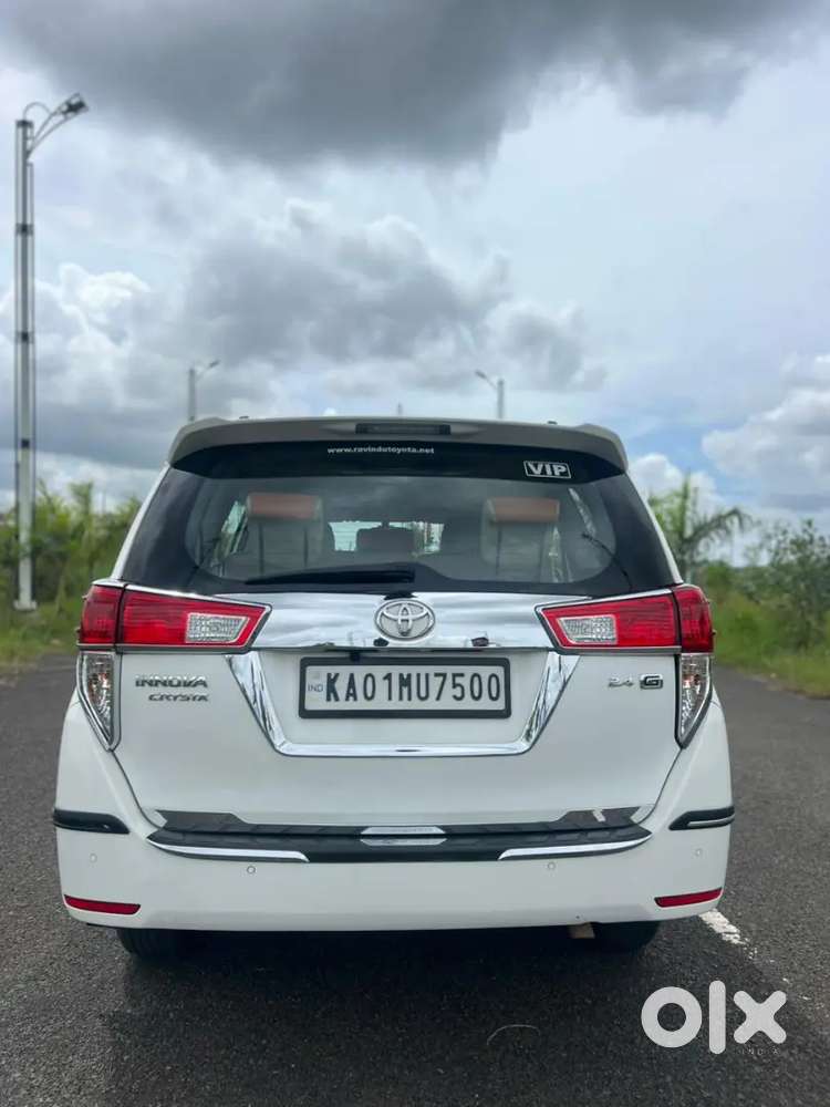 Toyota Innova Crysta 2020