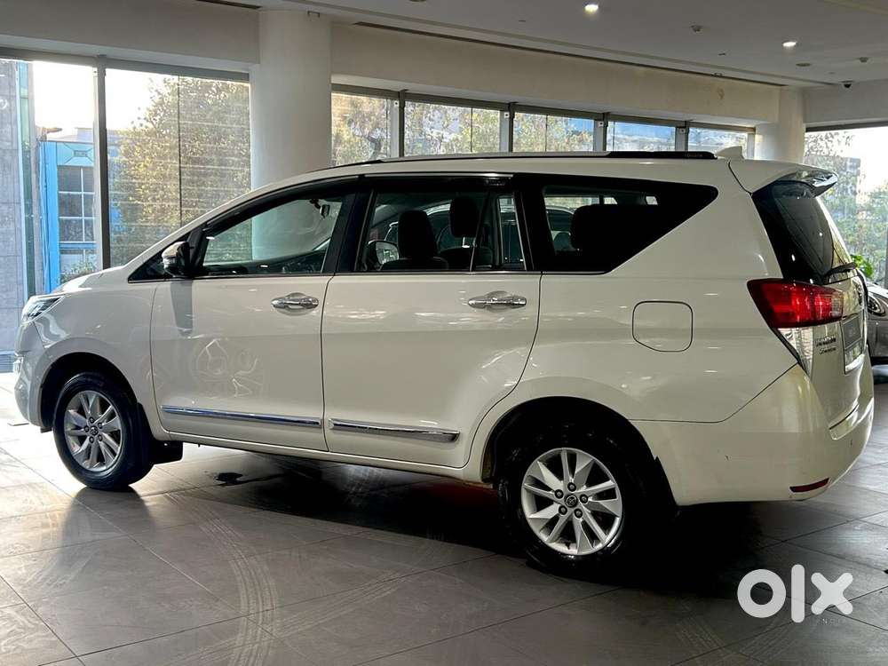 Toyota Innova Crysta 2.7 Vx Mt, 2017, Petrol