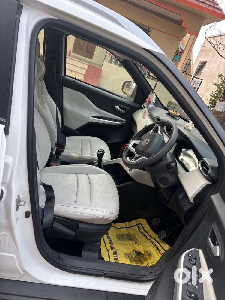Nissan Magnite 2024 Petrol Well Maintained