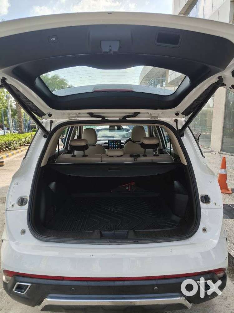 Mg Hector Plus Savvy Pro 1.5 Turbo Petrol Cvt 7 Str, 2023, Petrol