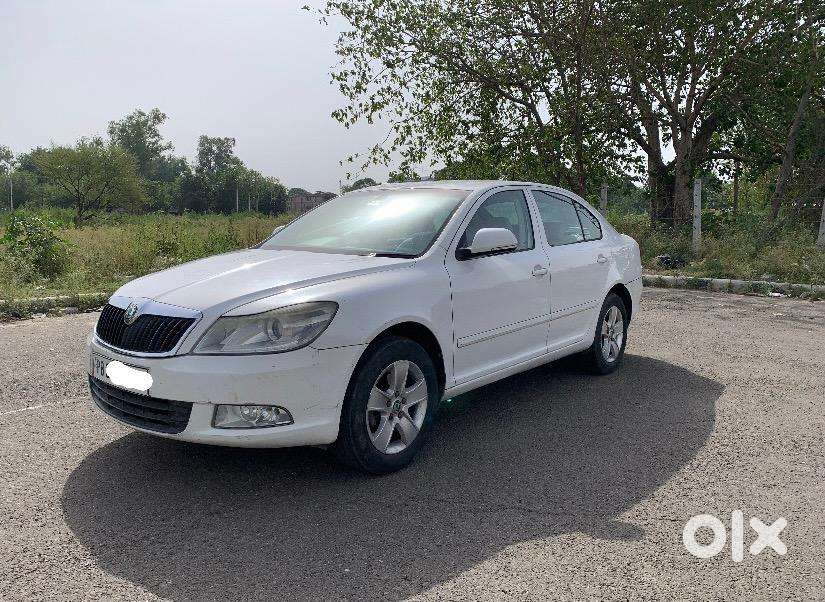 Skoda Laura 2011
