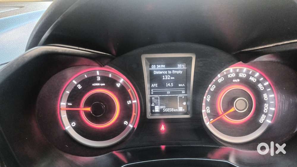 Mahindra Xuv300 W8 Diesel, 2021, Diesel