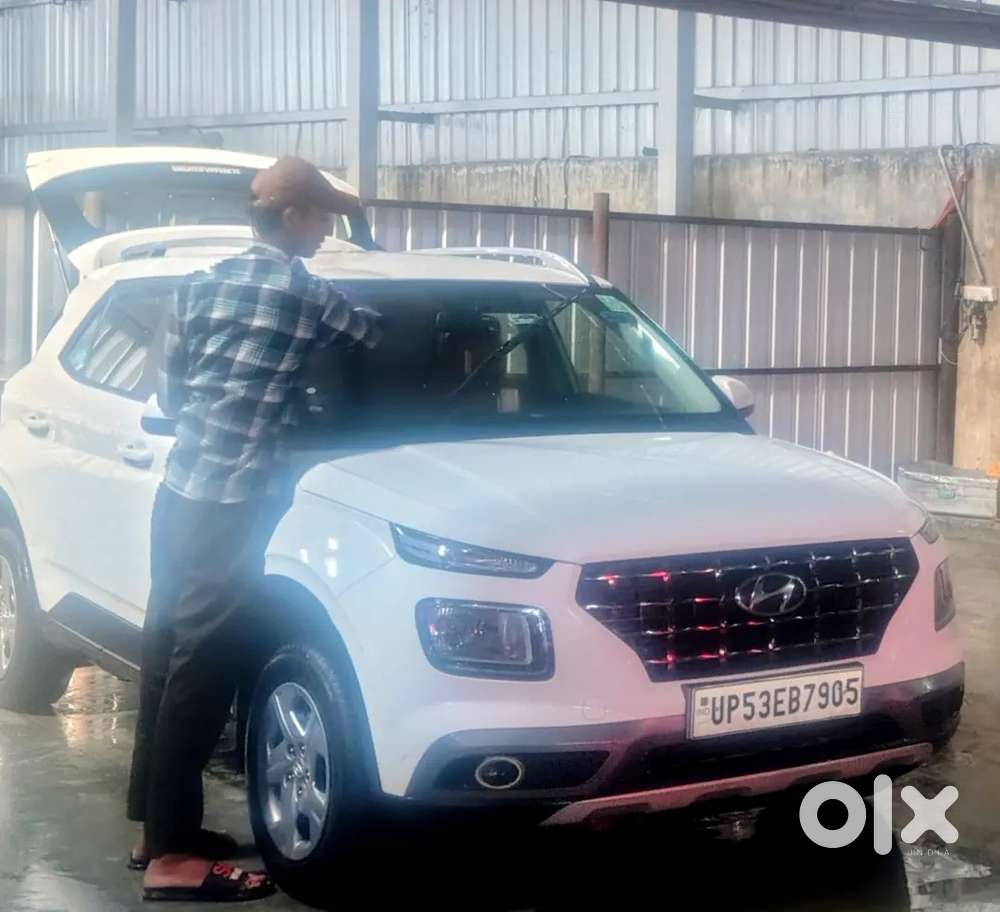Hyundai Venue 2022 Petrol Car